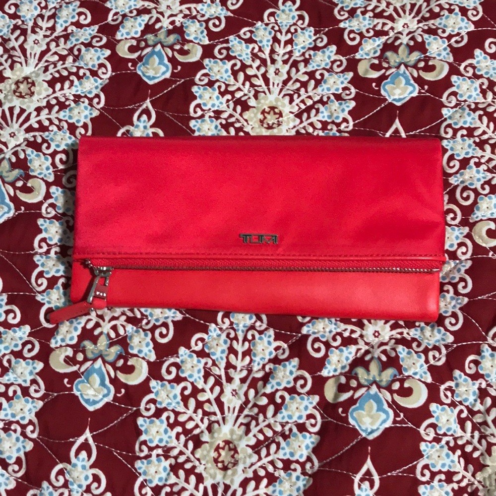 Tumi VOYAGER Flap Continental Wallet